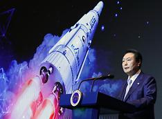 Юн Сок Ёль надеется установить корейский флаг на Марсе к 2045 году