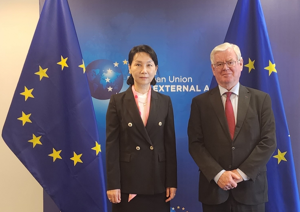  9.28(수)-30(금)간 벨기에 브뤼셀을 방문, 유럽연합 인권특별대표 유럽의회 한반도관계대표단·인권소위원회 소속 의원 및 현지 학계·싱크탱크 전문가들과 북한인권 증진을 위한 협력 방안 협의